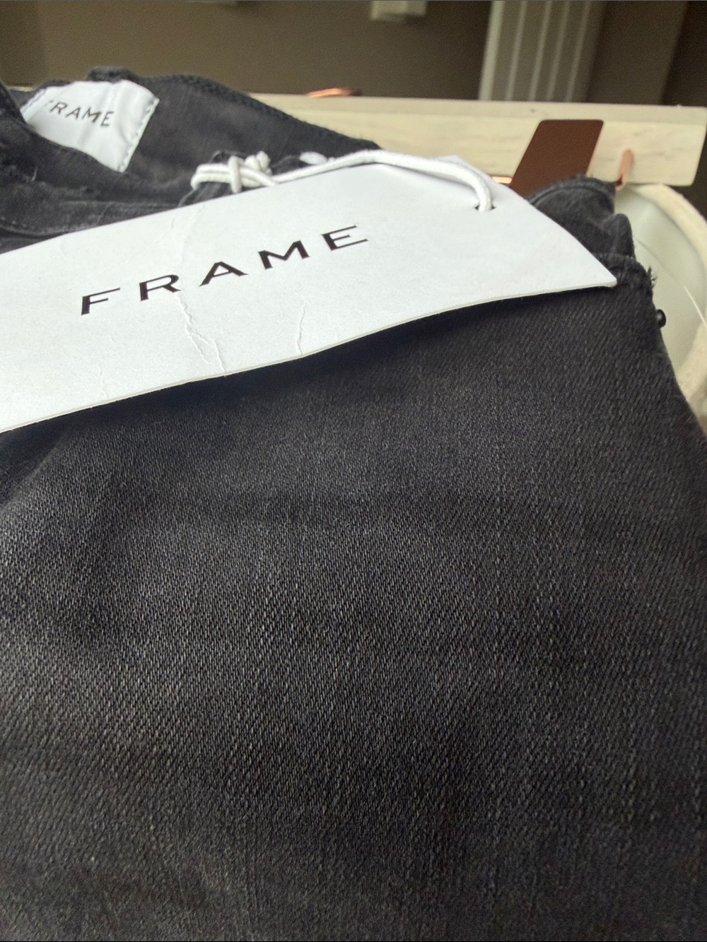 Frame Denim Black Wide-Leg High-Rise Jeans - Picture 3 of 3